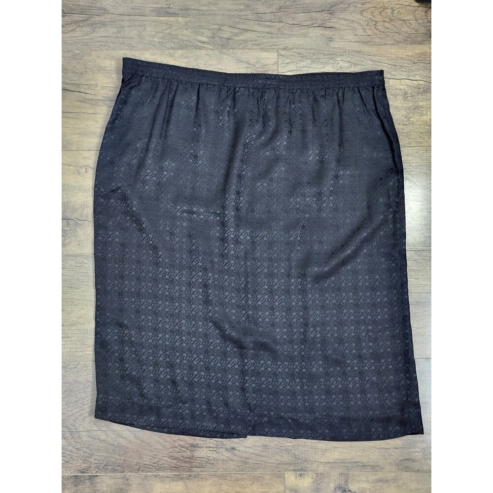 Vintage Black Silk Skirt Size 16 Plus Classic Career Witchy Whimsigoth Midi